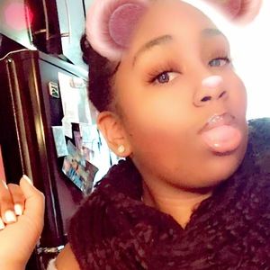 Meet your Posher, Deanna